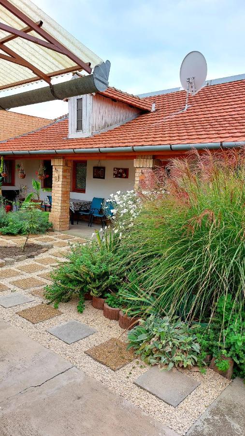 Mandula Apartman Szeged Extérieur photo
