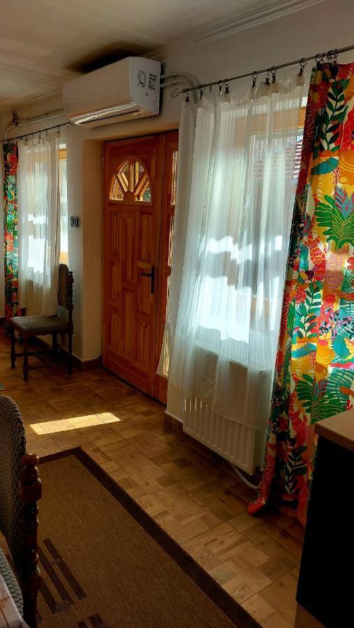 Mandula Apartman Szeged Extérieur photo